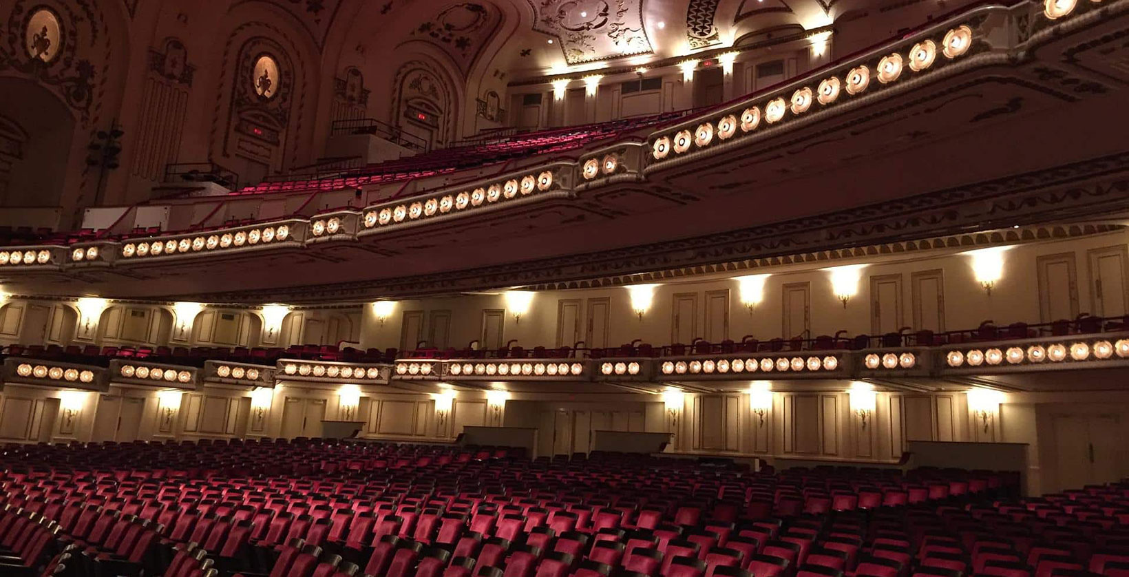 Vibratoire_scénographie Scénographie & audiovisuel